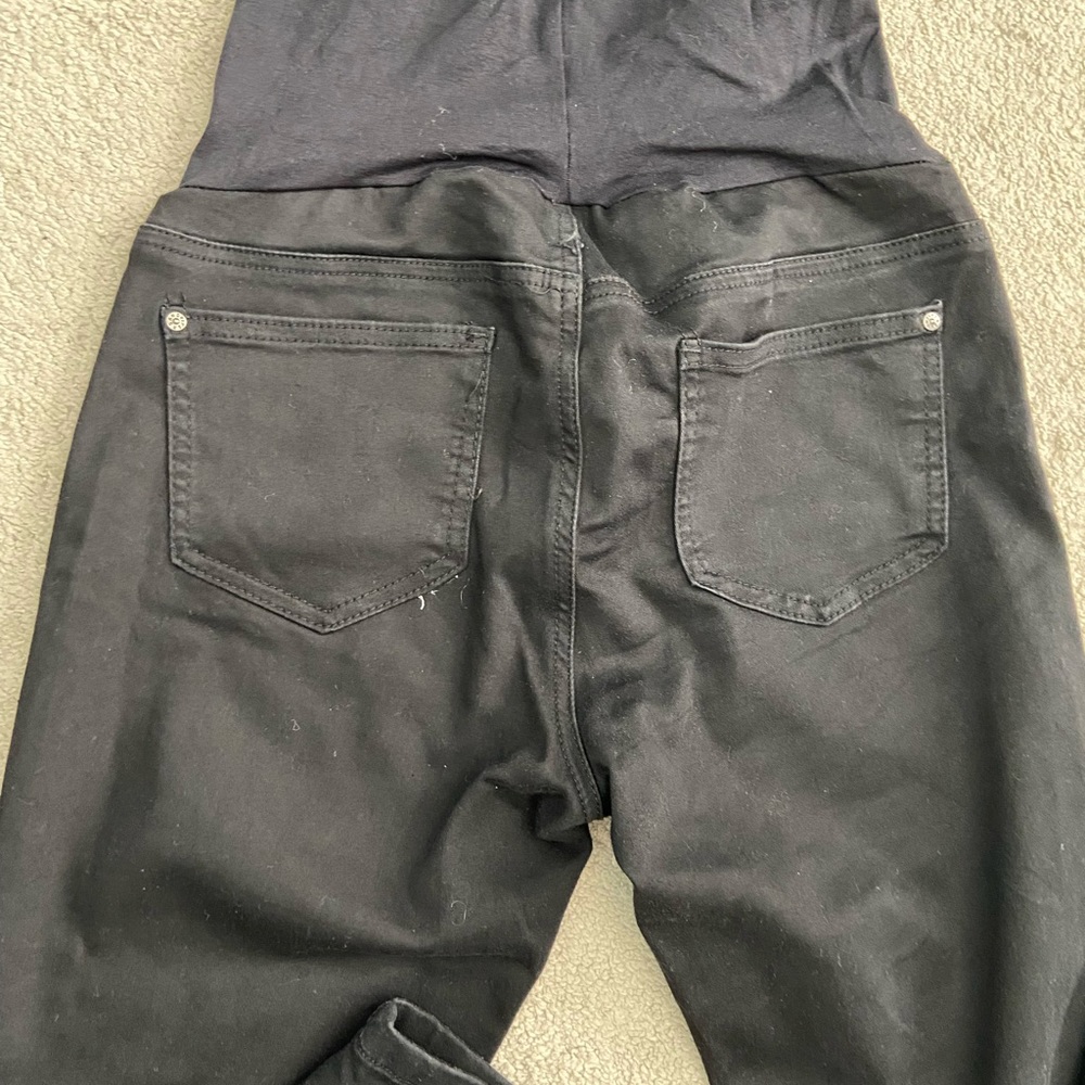 Black Women's Skinny Maternity Jeans - Picture 3 of 5